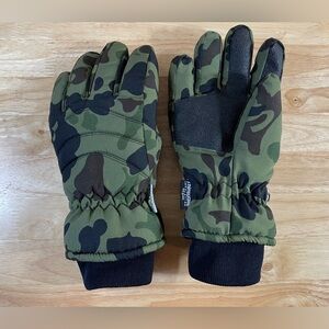 Camouflage Winter Gloves Thinsulate 40 Gram Insulation Waterproof Youth Size M